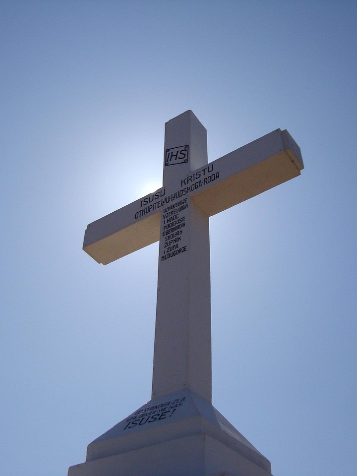 cross-94371_1280